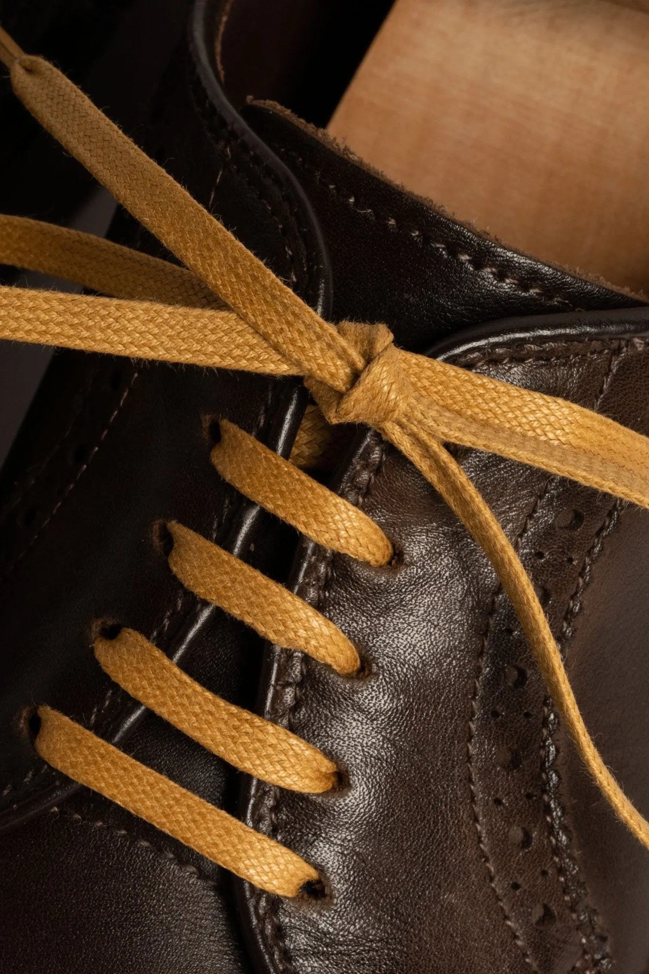 Flat Cognac Waxed Cotton Shoelaces