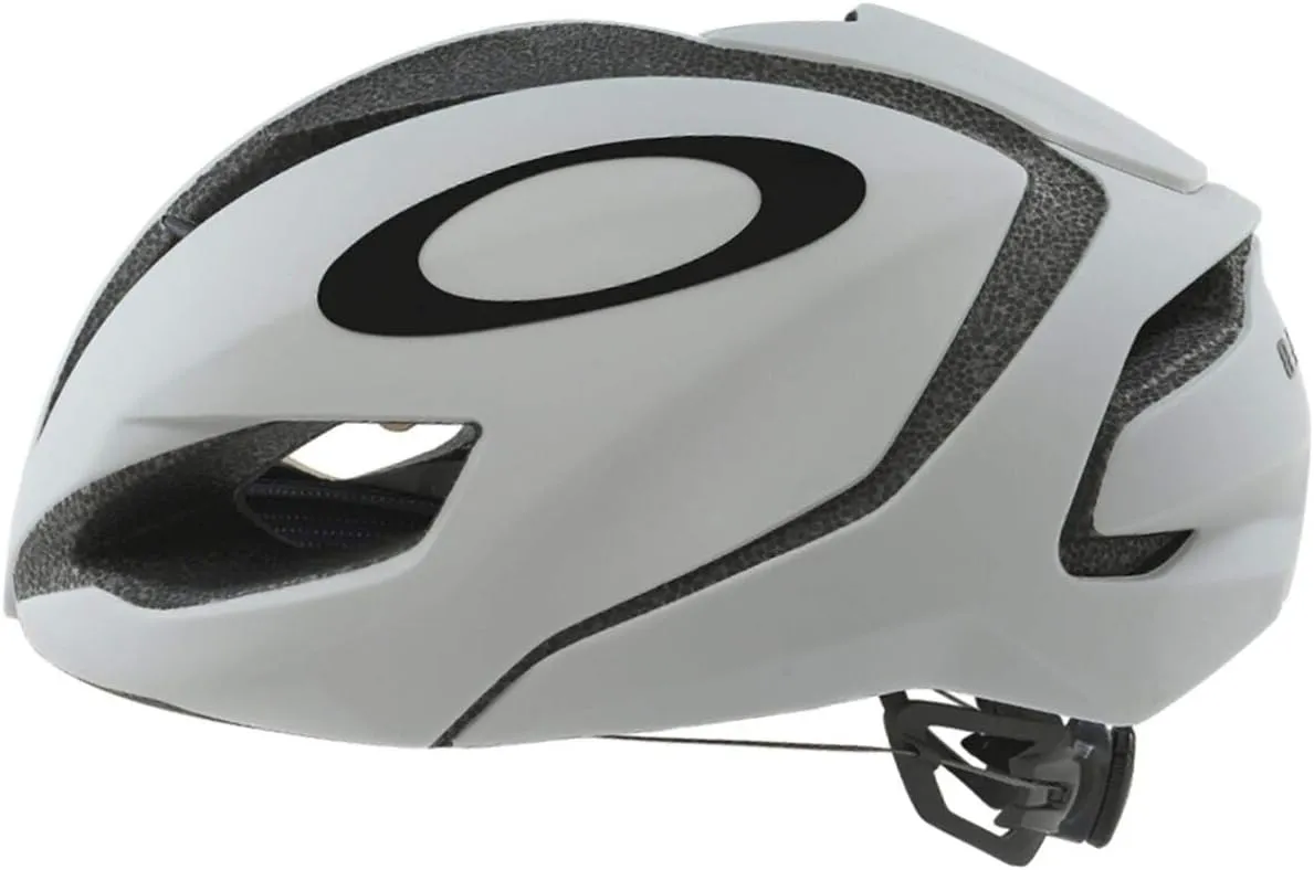 Oakley ARO5