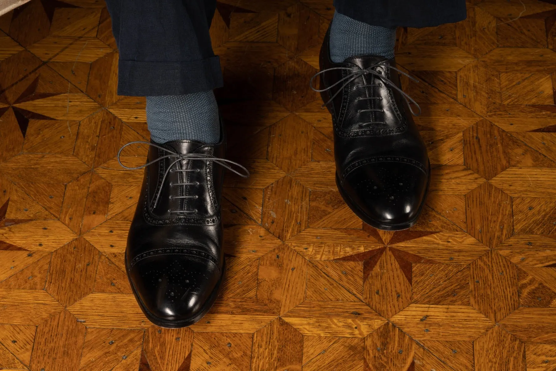 Round Dark Charcoal Waxed Cotton Shoelaces