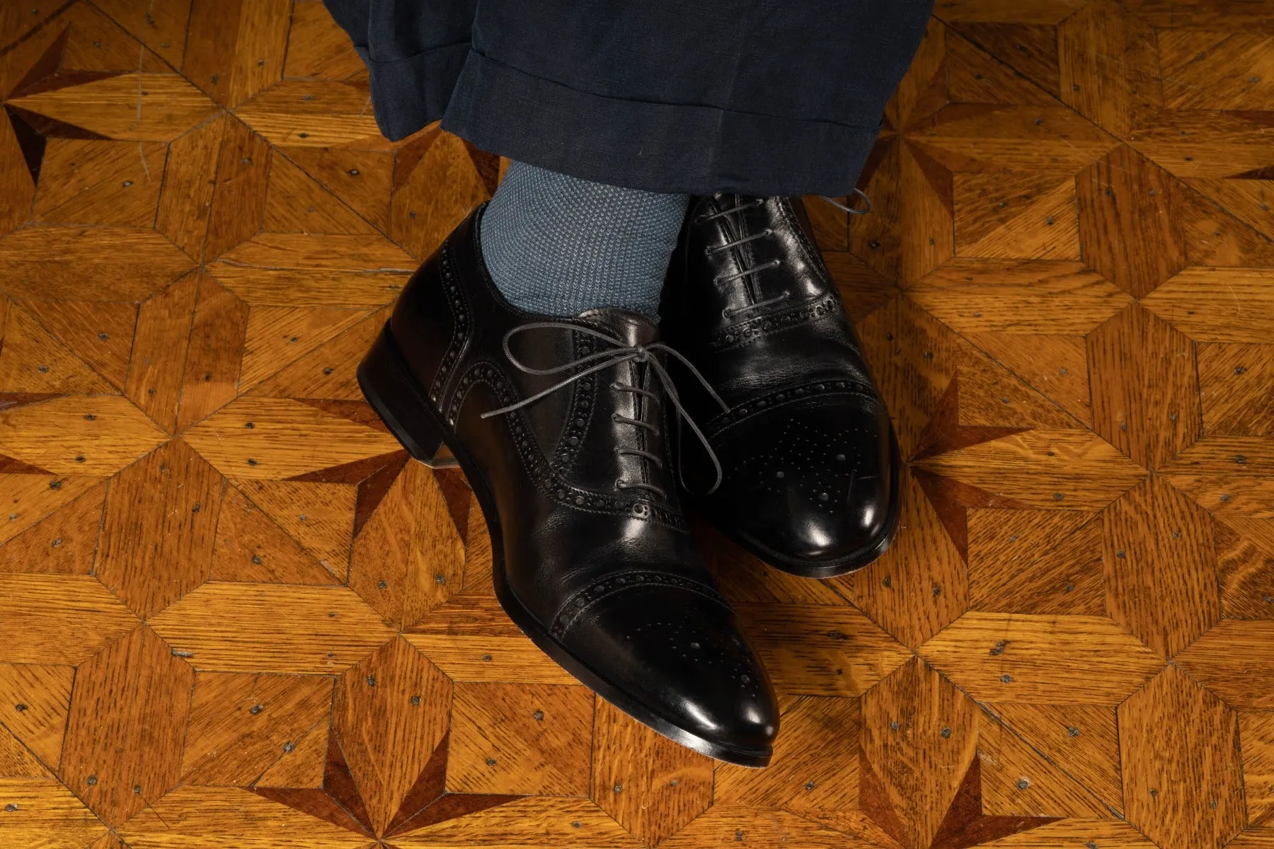 Round Dark Charcoal Waxed Cotton Shoelaces